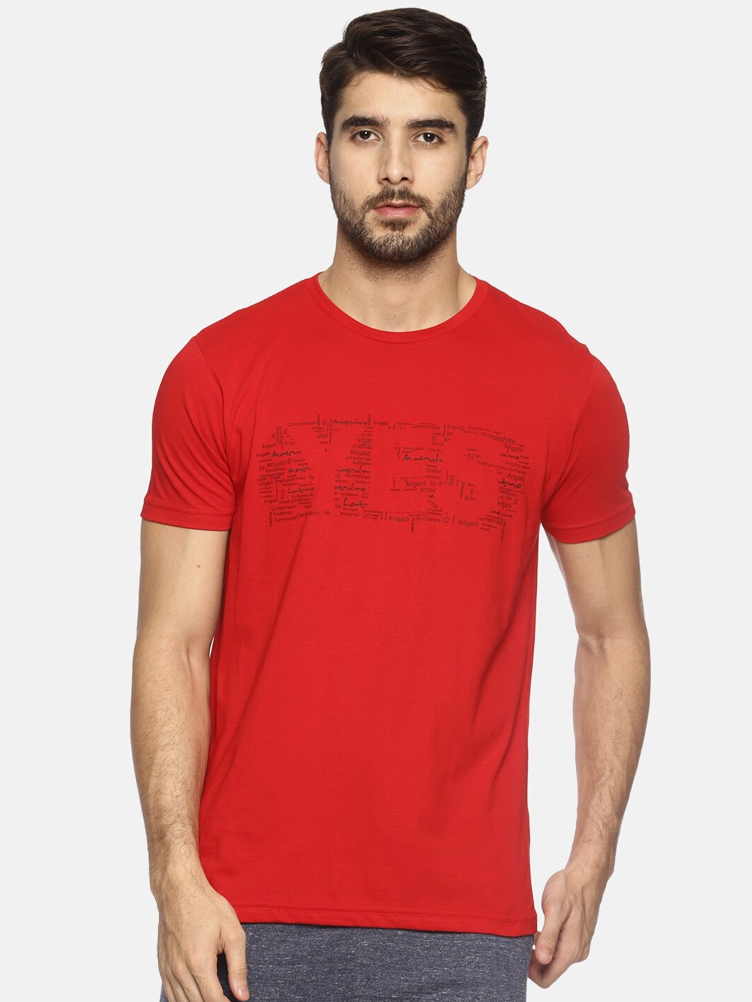 

Masculino Latino Men Red Typography Printed Applique T-shirt