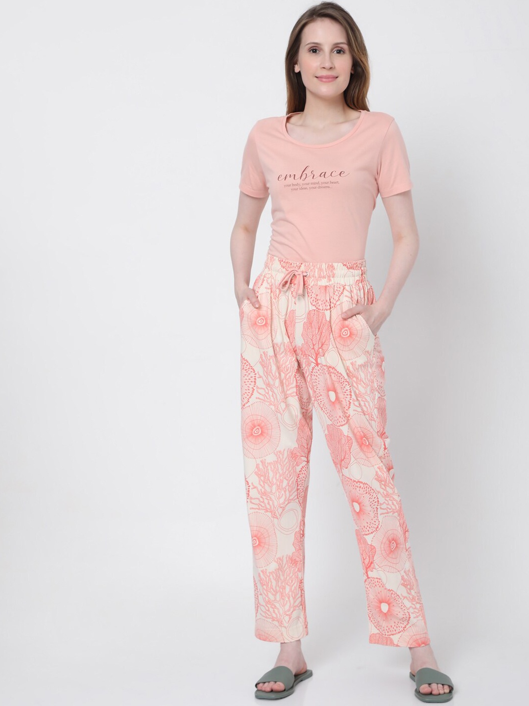 

Vero Moda Women Peach & White Printed Night Suit