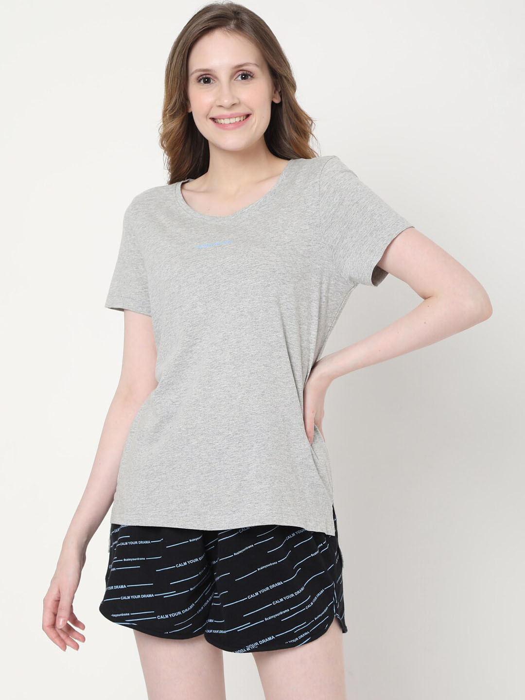 

Vero Moda Women Black & Grey T-Shirt & Shorts Night suit