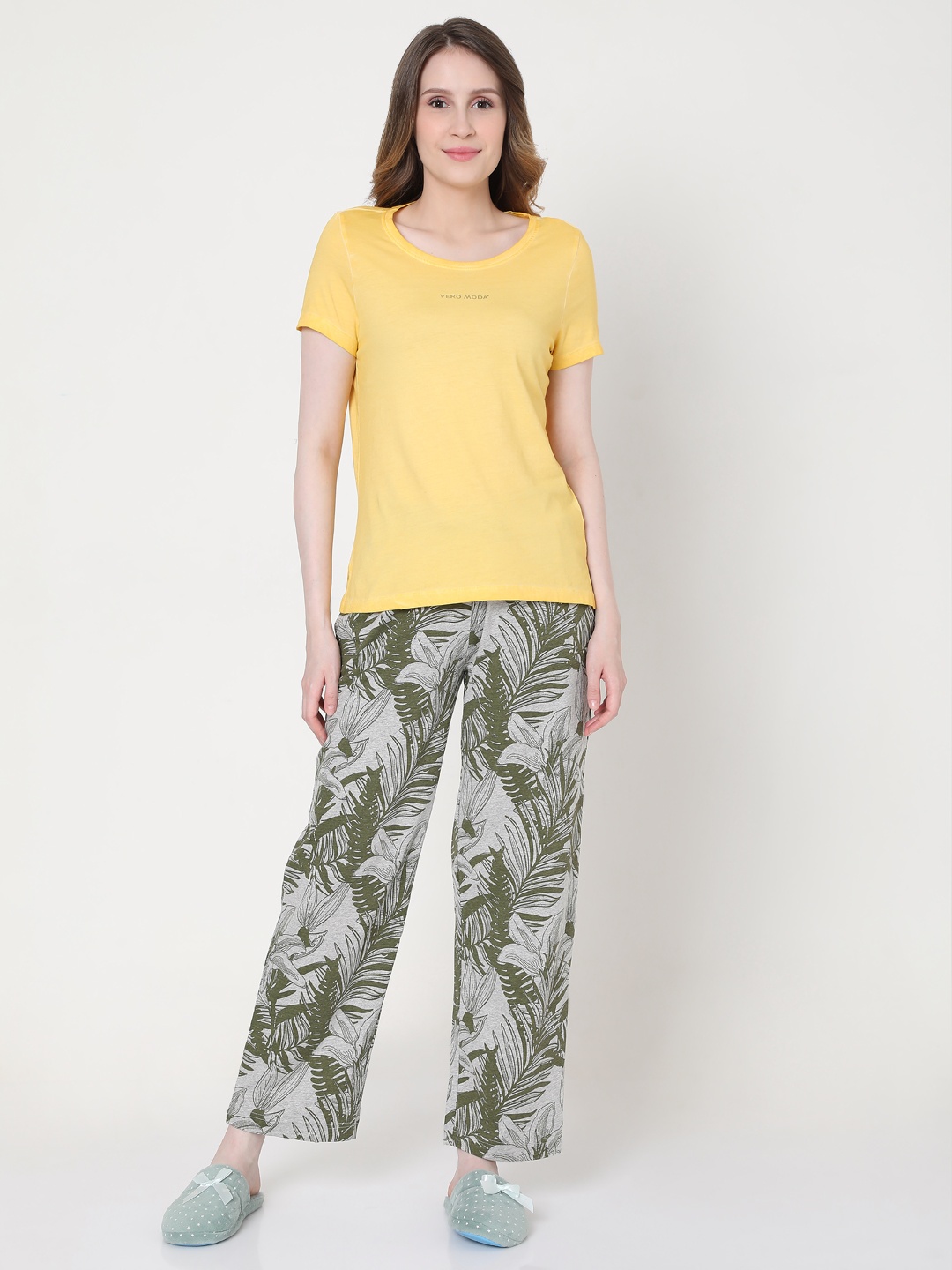 

Vero Moda Women Yellow & Grey Printed Night suit