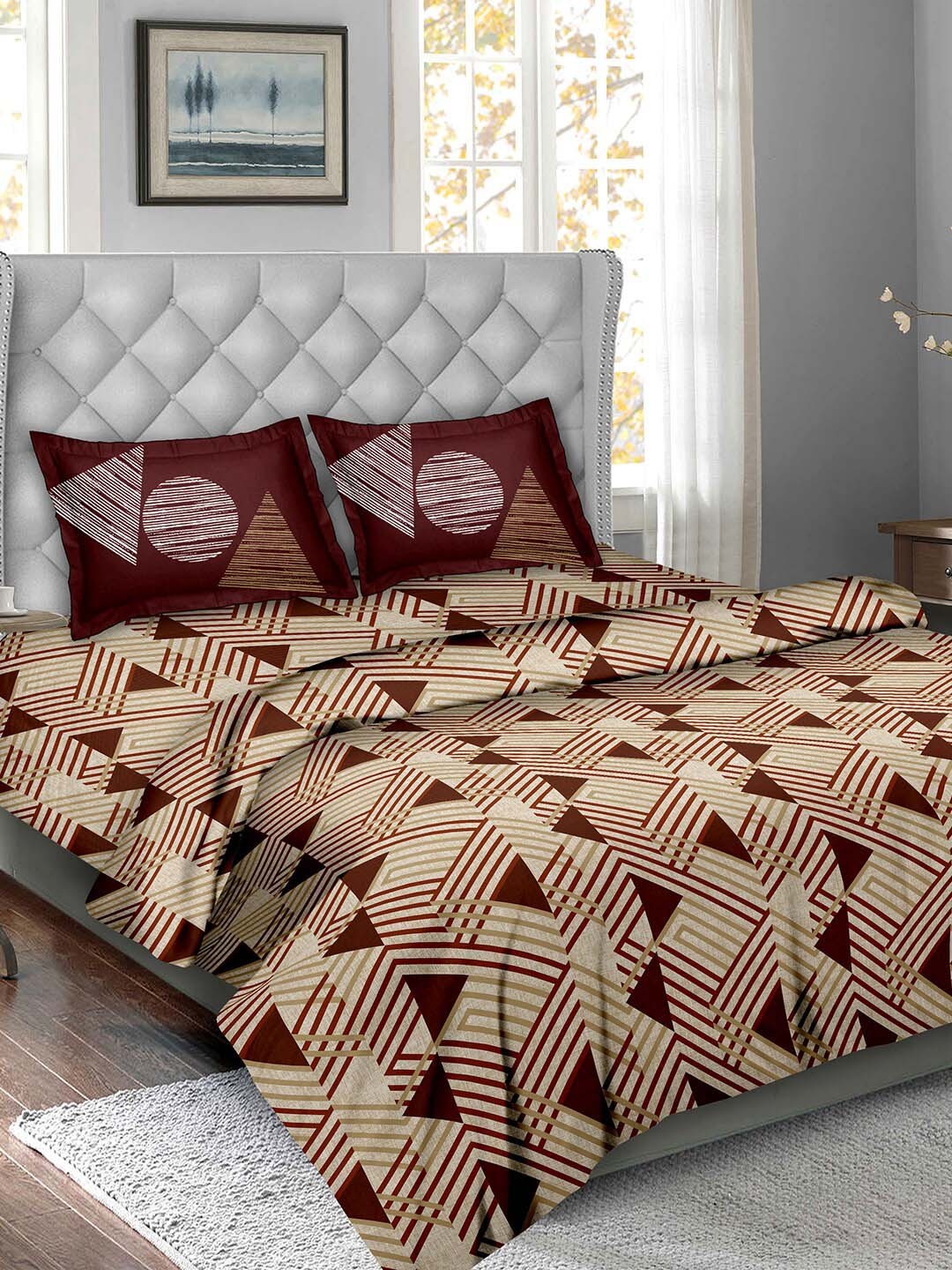 

BELLA CASA Beige & Maroon Printed Pure Cotton 180 TC Double King Bedding Set
