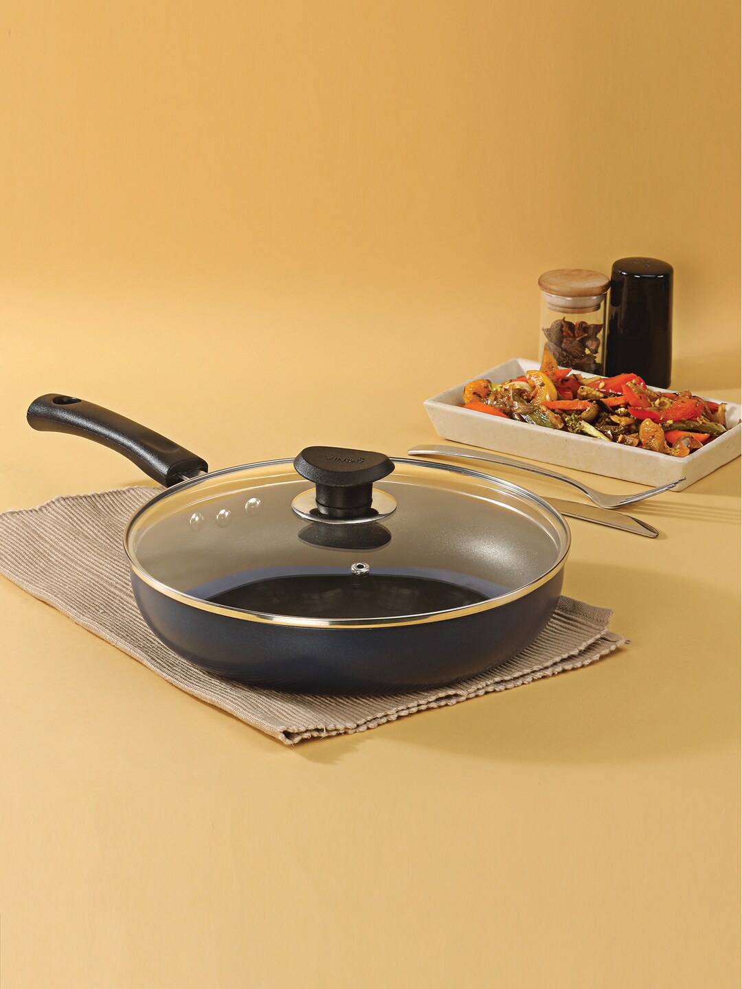 

Vinod Navy Blue & Black Aluminium Non Stick Deep Fry Pan With Lid