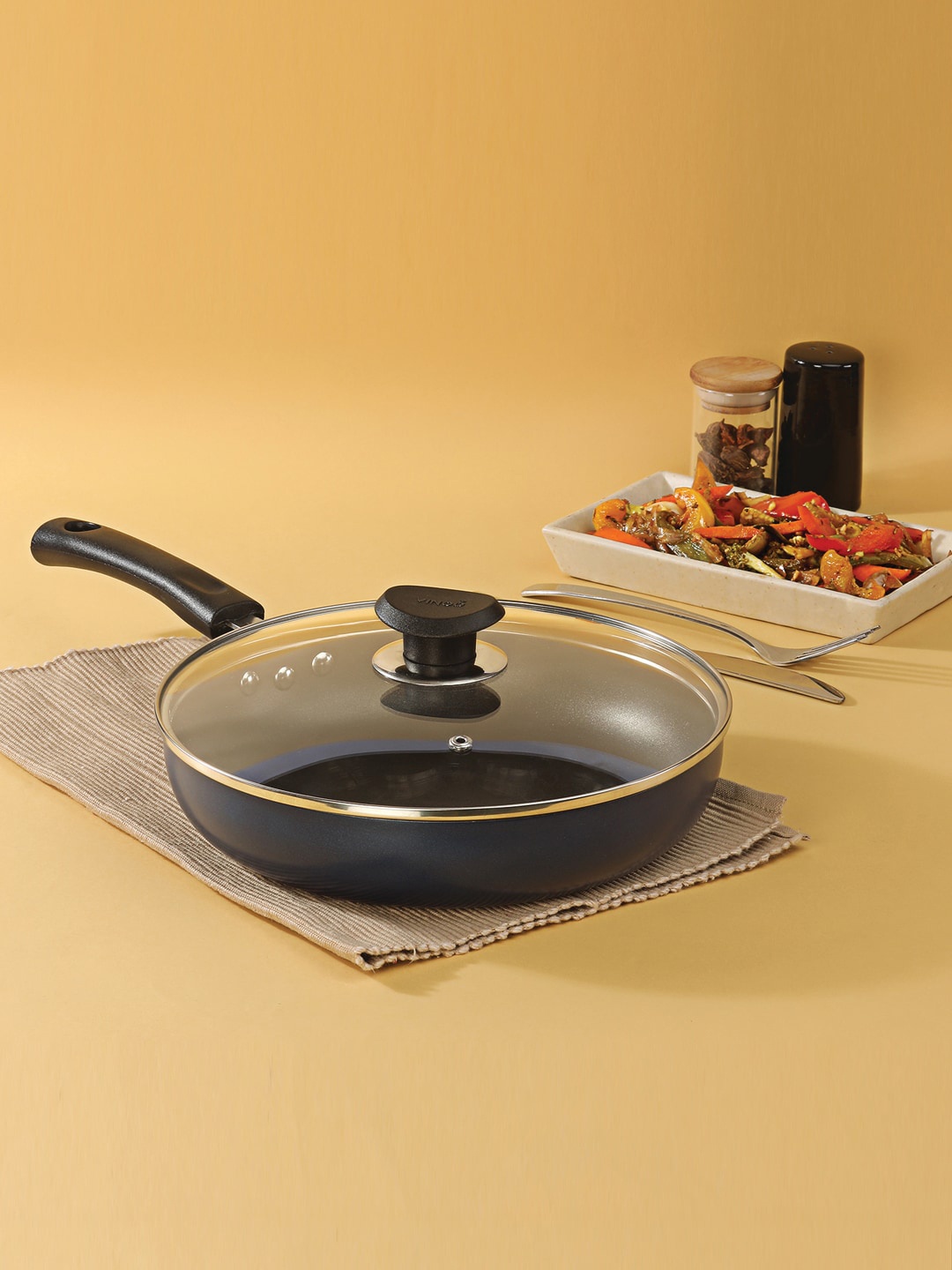 

Vinod Black & Blue Aluminium Non Stick Deep Fry Pan With Lid