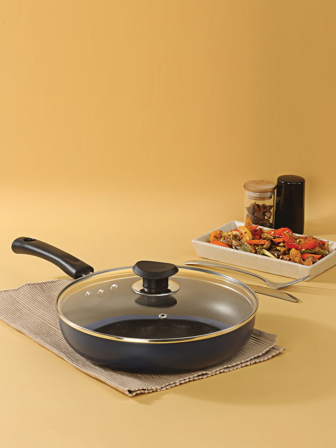 

Vinod Unisex Black & Blue Solid Aluminium Non Stick Deep Fry Pan With Lid