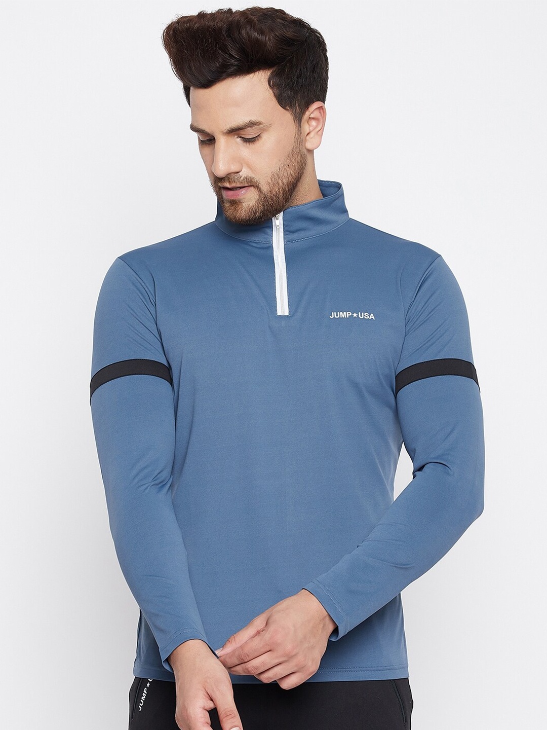 

JUMP USA Men Blue Turtle Neck T-shirt