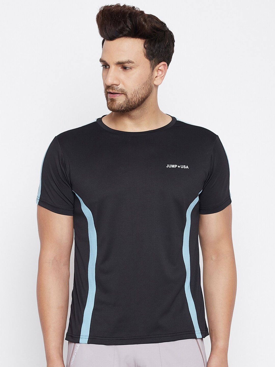 

JUMP USA Men Black Sports Slim Fit T-shirt