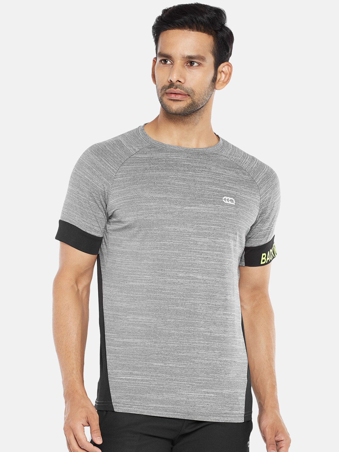 

Ajile by Pantaloons Men Black Striped Slim Fit T-shirt