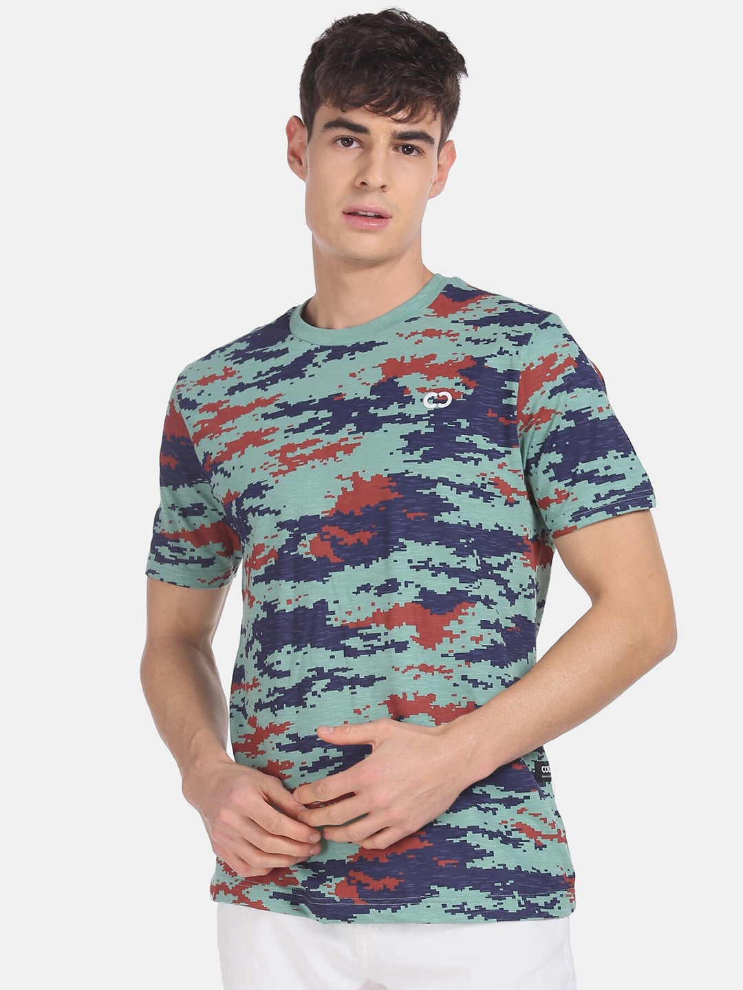 

Colt Men Green & Blue Camouflage Printed T-shirt