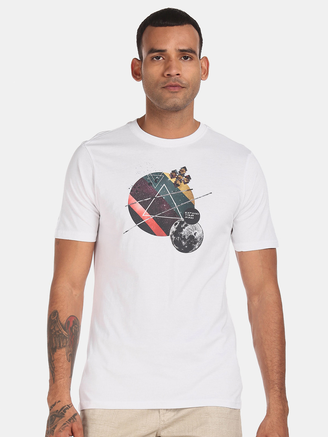 

Colt Men White Grey Printed Pure Cotton T-shirt