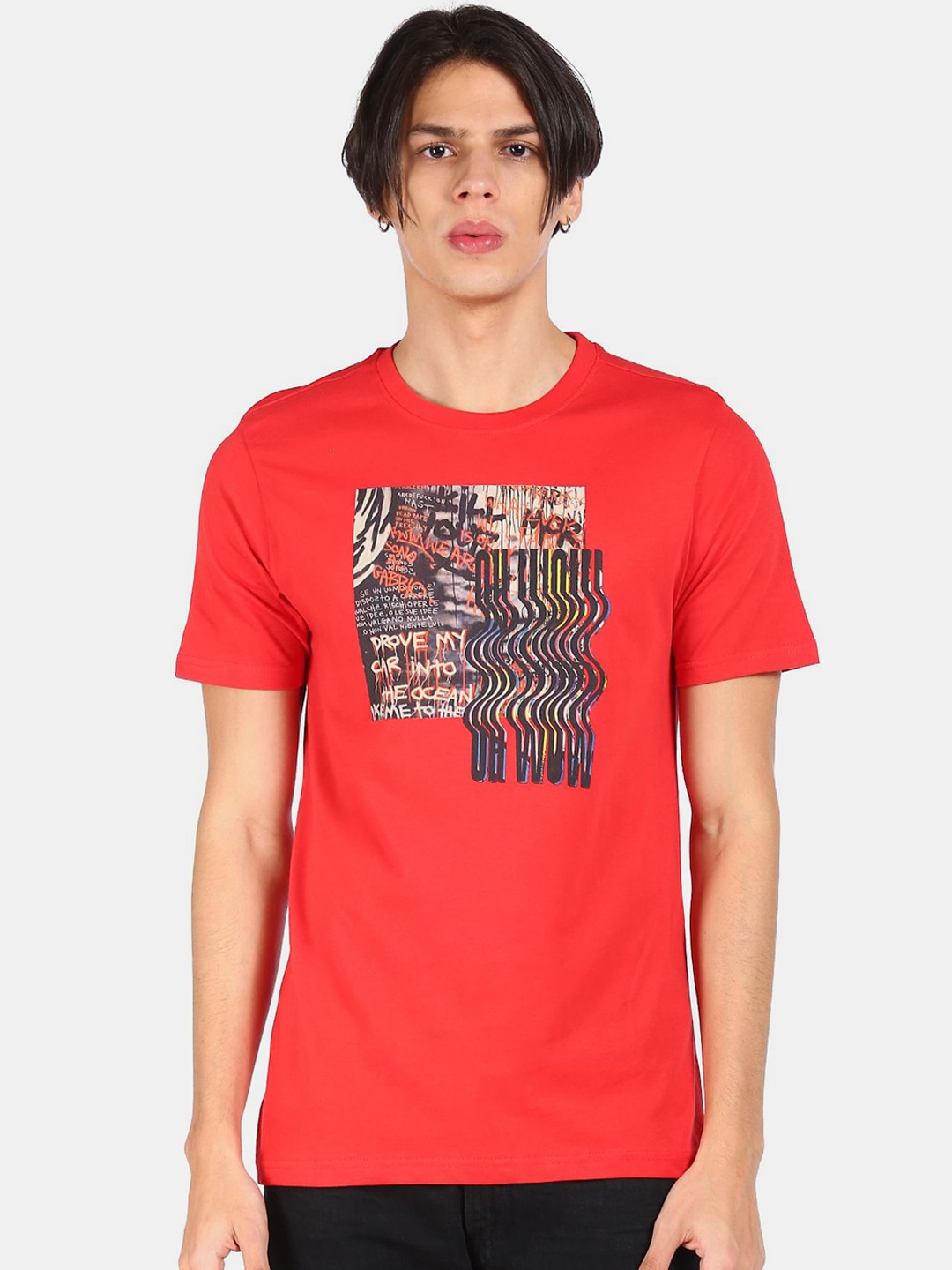 

Colt Men Red Printed Cotton T-shirt