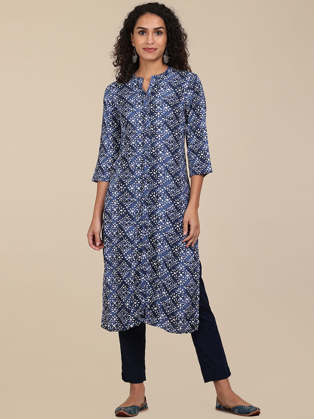 

Karigari Women Blue Ethnic Motifs Printed Kurta