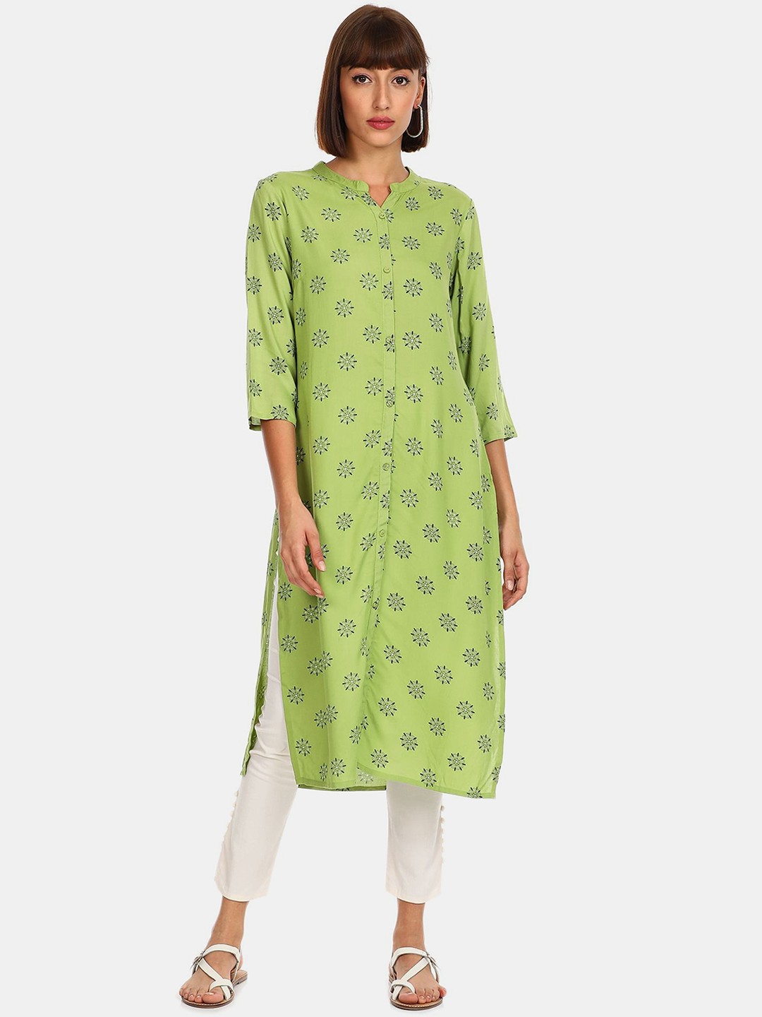 

Karigari Women Green Floral Printed Kurta