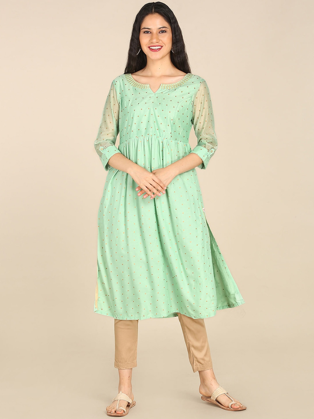 

Karigari Women Green Geometric Printed Anarkali Kurta