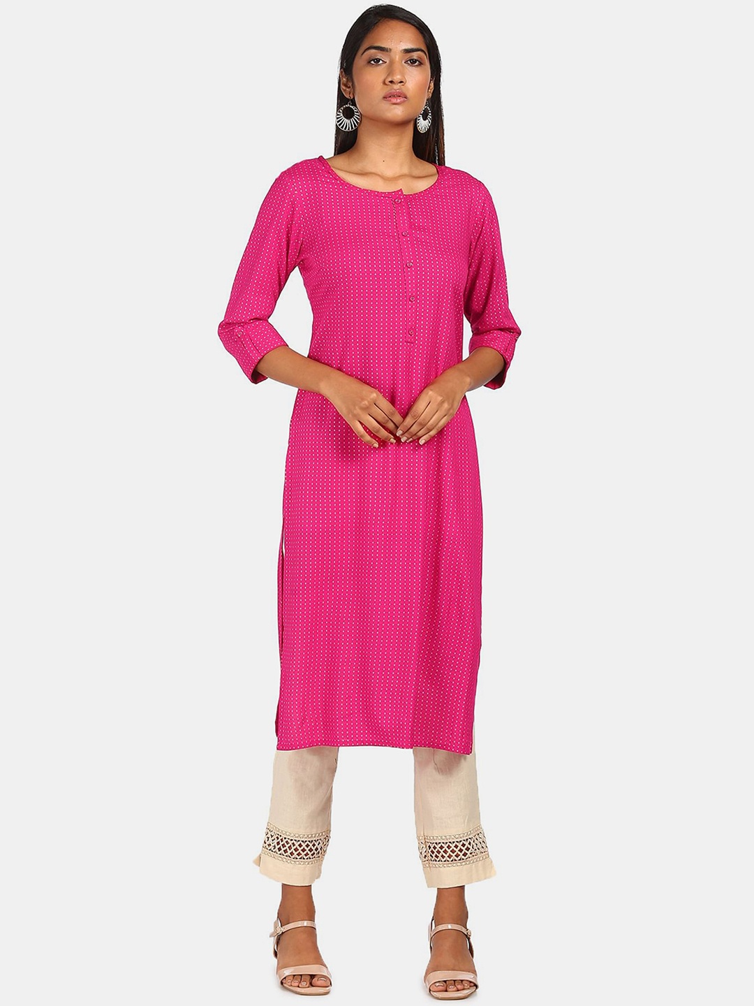 

Karigari Women Pink Flared Sleeves Thread Work Kurta