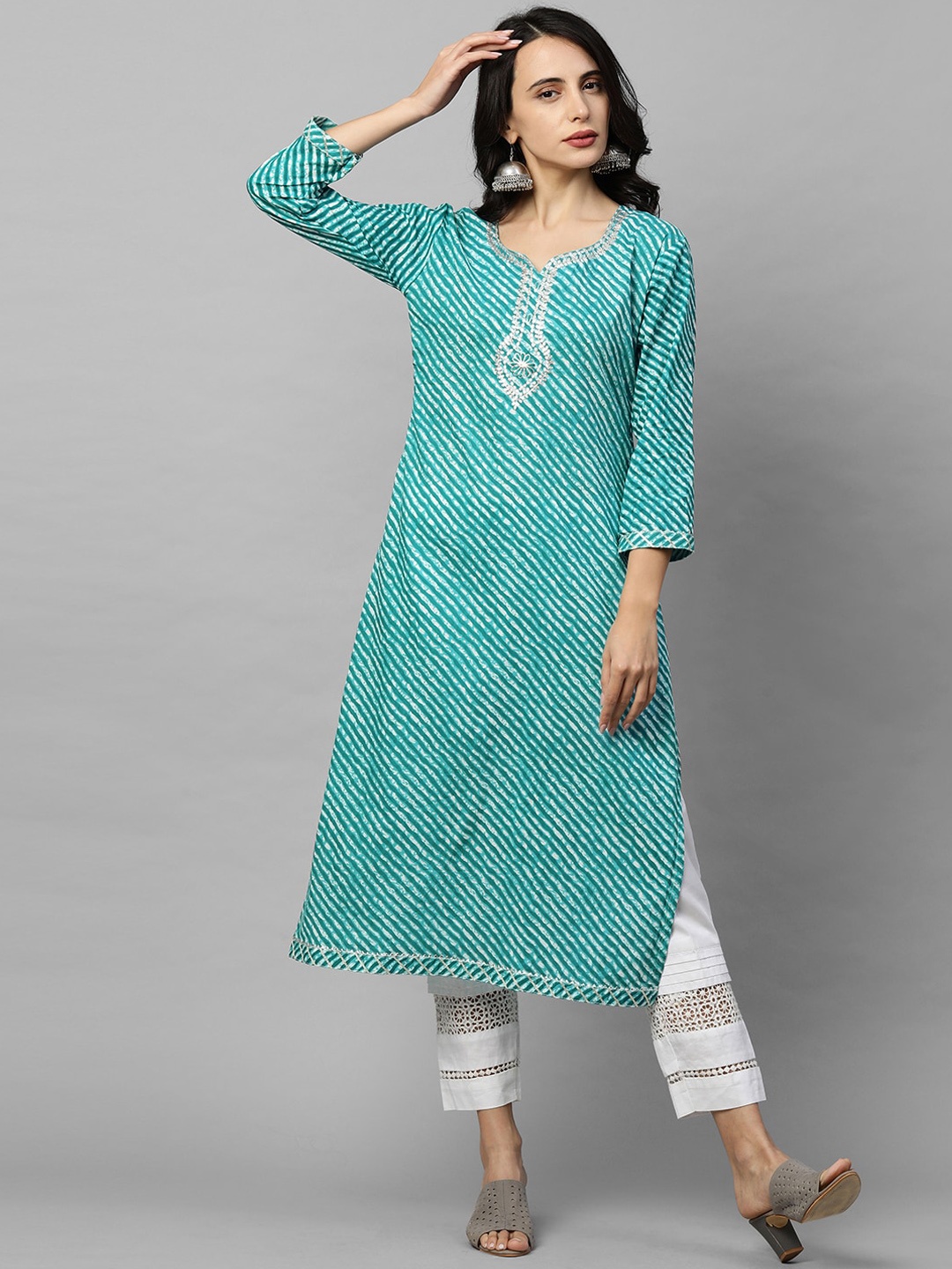 

FASHOR Women Sea Green Printed Flared Sleeves Gotta Patti Kurta