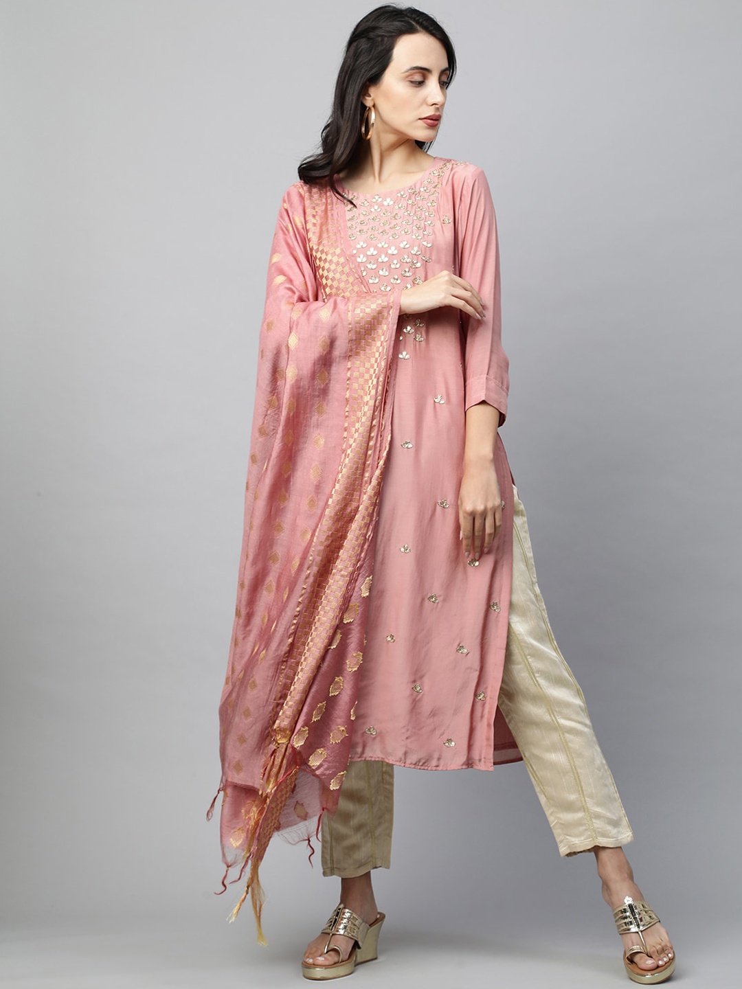 

FASHOR Women Rose Gold Geometric Striped Flared Sleeves Anarkali Kurta