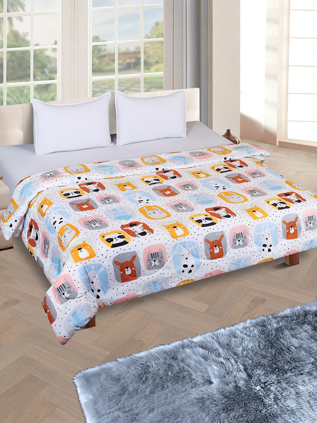 

ROMEE White Printed 210 GSM AC Room Double Bed Comforter