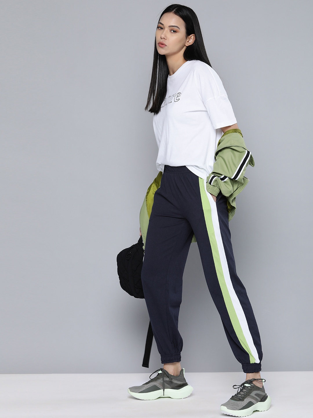 

Harvard Women Navy Blue & Green Colourblocked Joggers