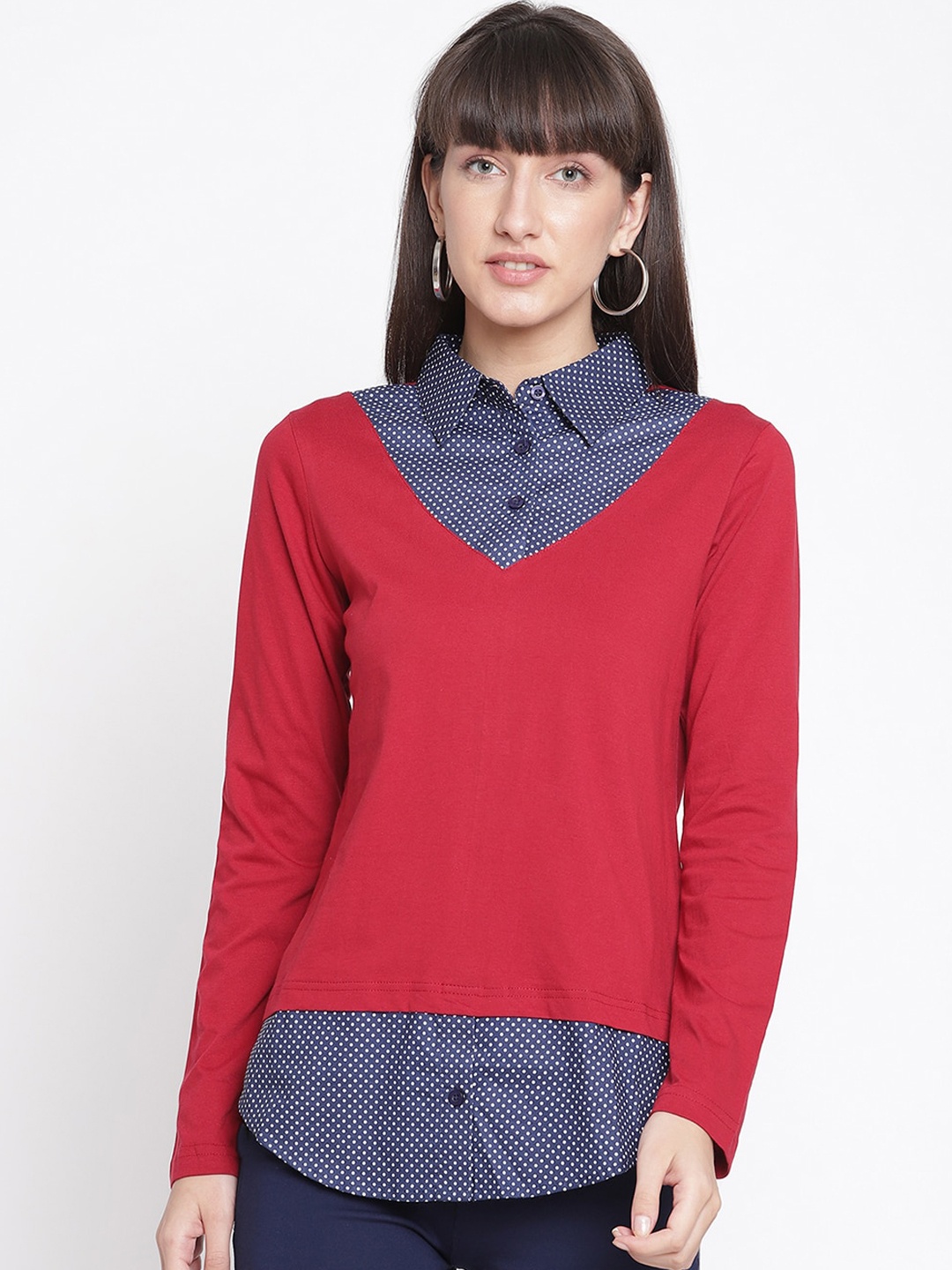 

The Vanca Women Red Colourblocked Sweatshirt
