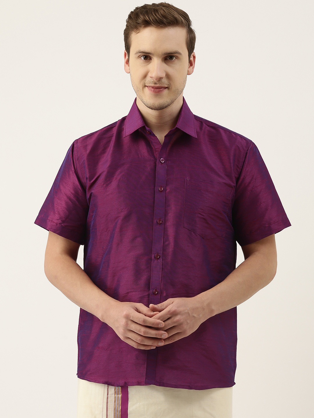 

SELVAMAGAN Men Magenta Opaque Casual Shirt