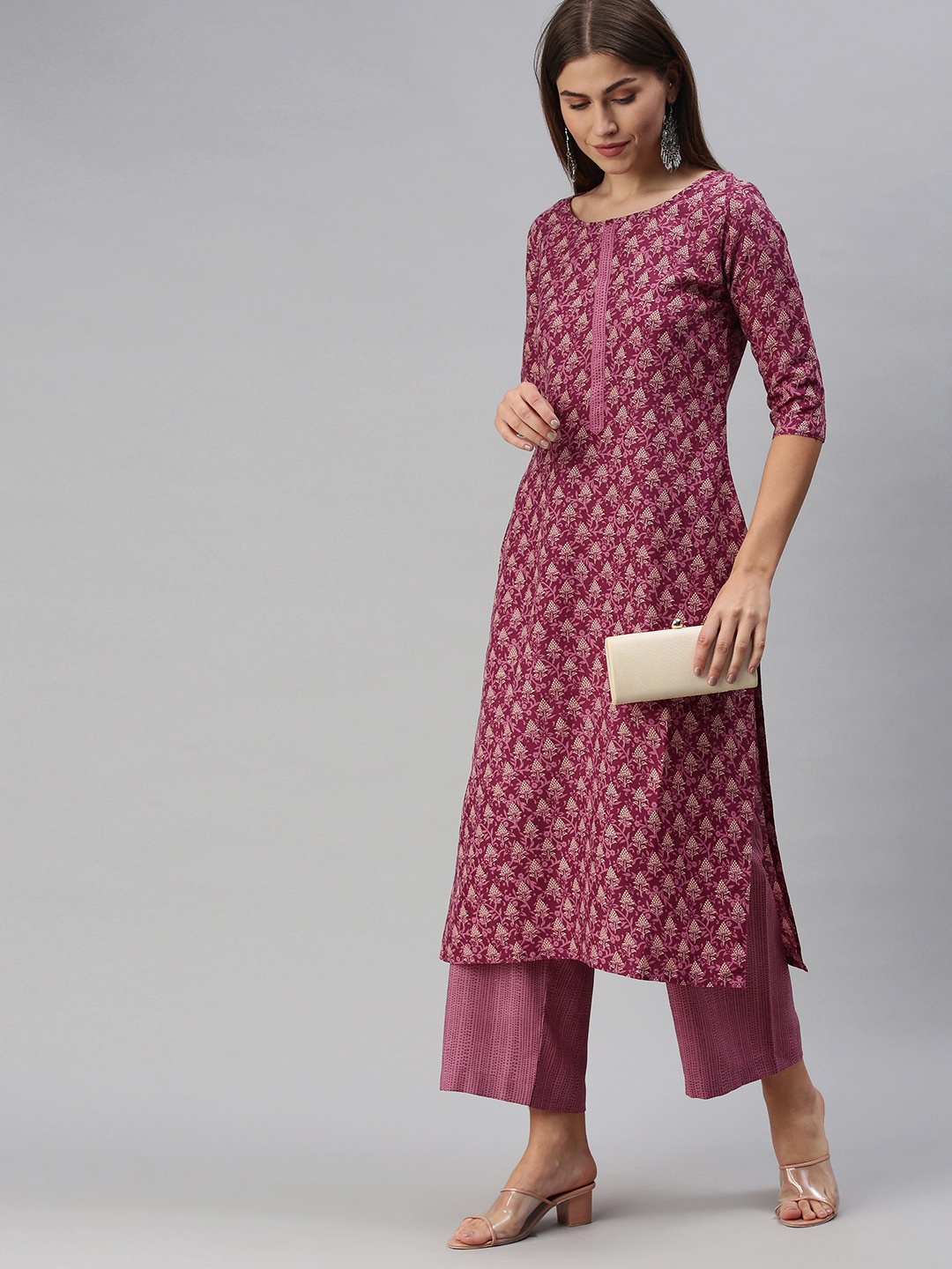 

SheWill Women Magenta Printed Regular Kurta with Palazzos