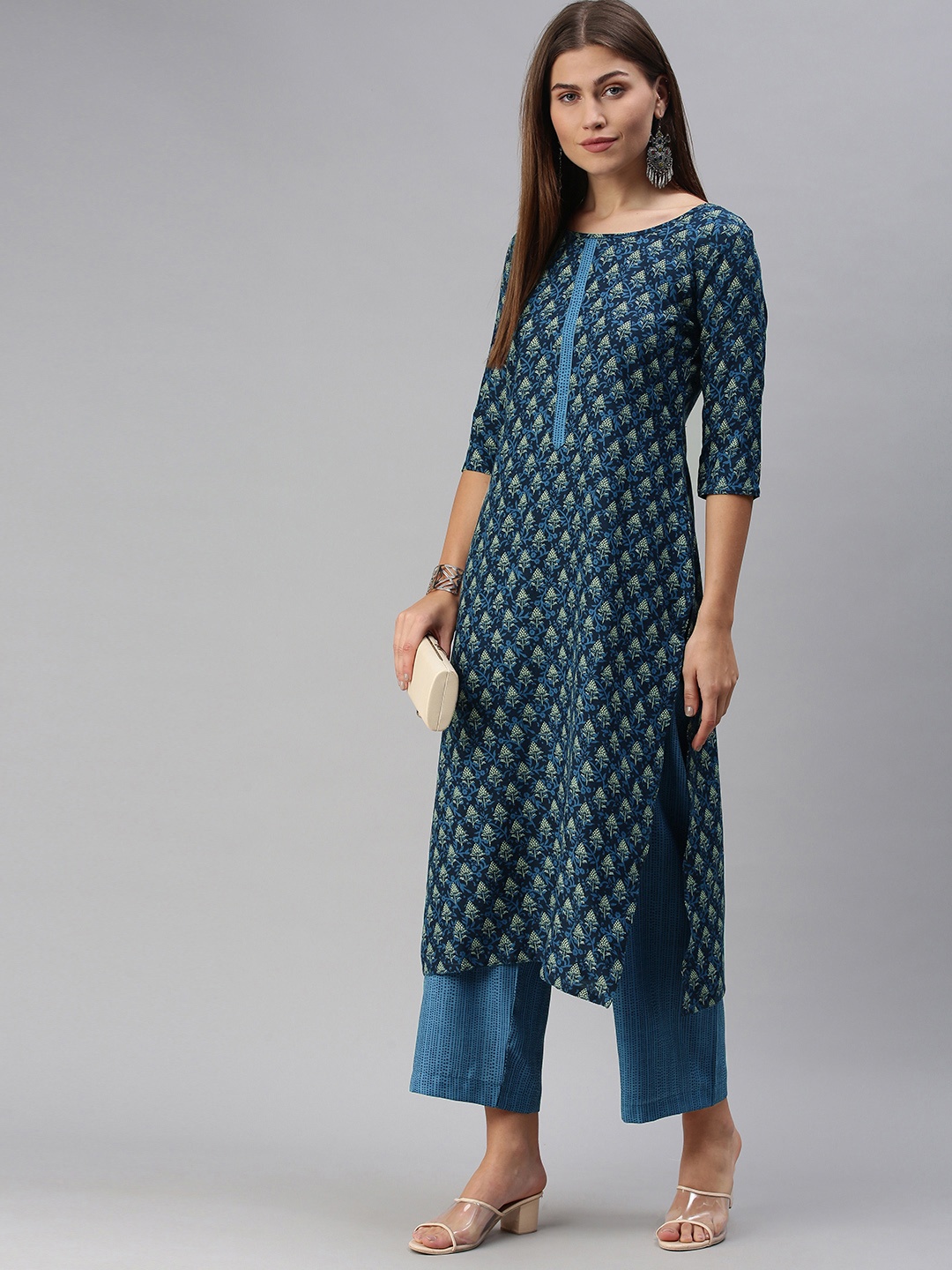 

SheWill Women Blue Printed Regular Kurta with Palazzos