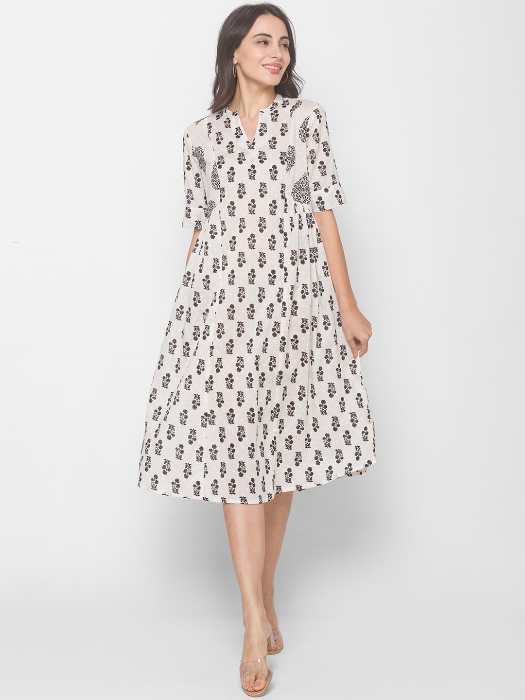 

Globus Women Nude-Coloured Ethnic Motifs Printed A-Line Kurta