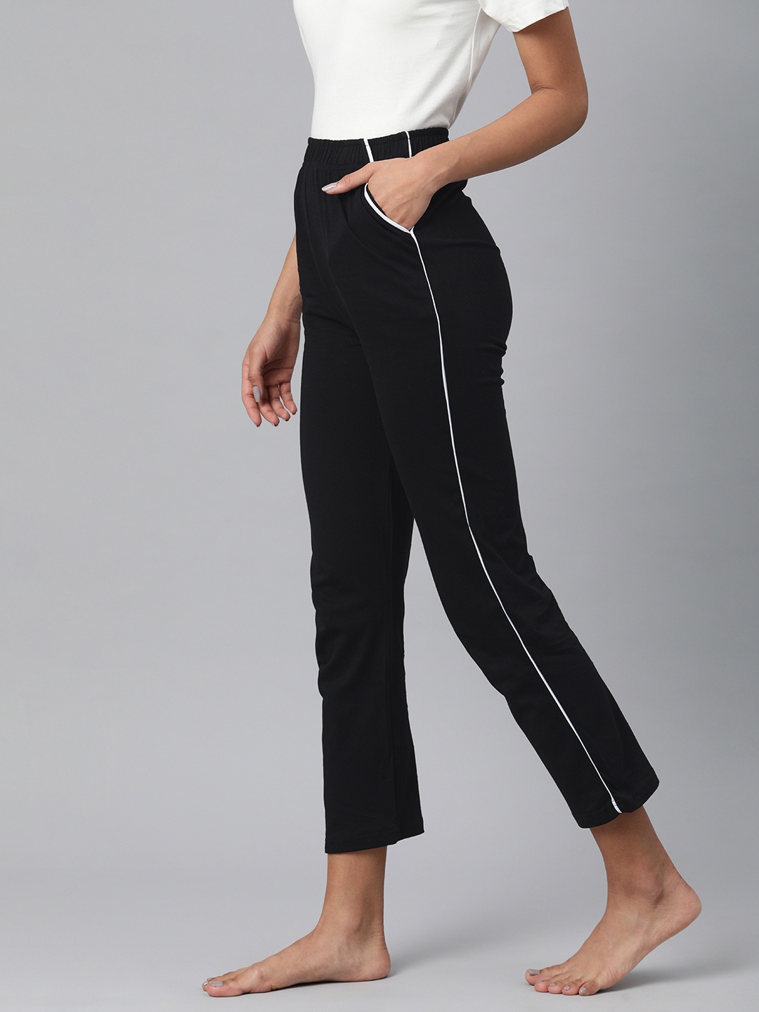 

NOT YET by us Women Black Solid Cropped Cotton Lounge Pants with Side Stripes