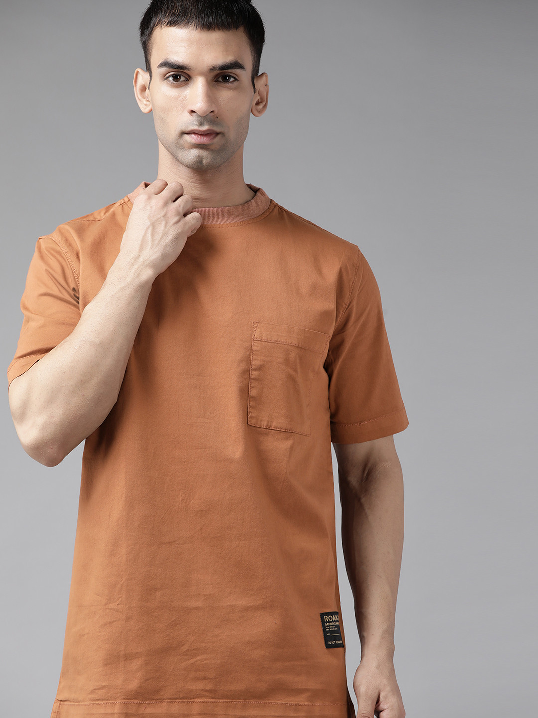 

Roadster Men Rust Brown Cotton Round Neck T-Shirt