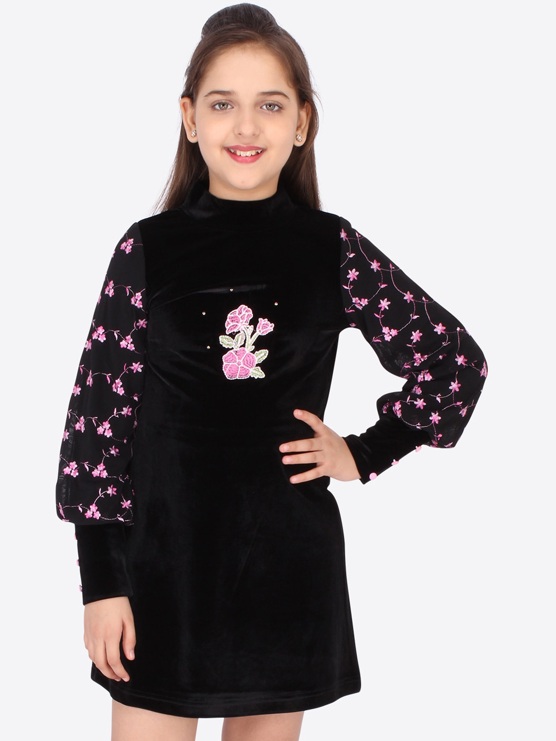 

CUTECUMBER Black & Pink Floral Embroidered A-Line Dress