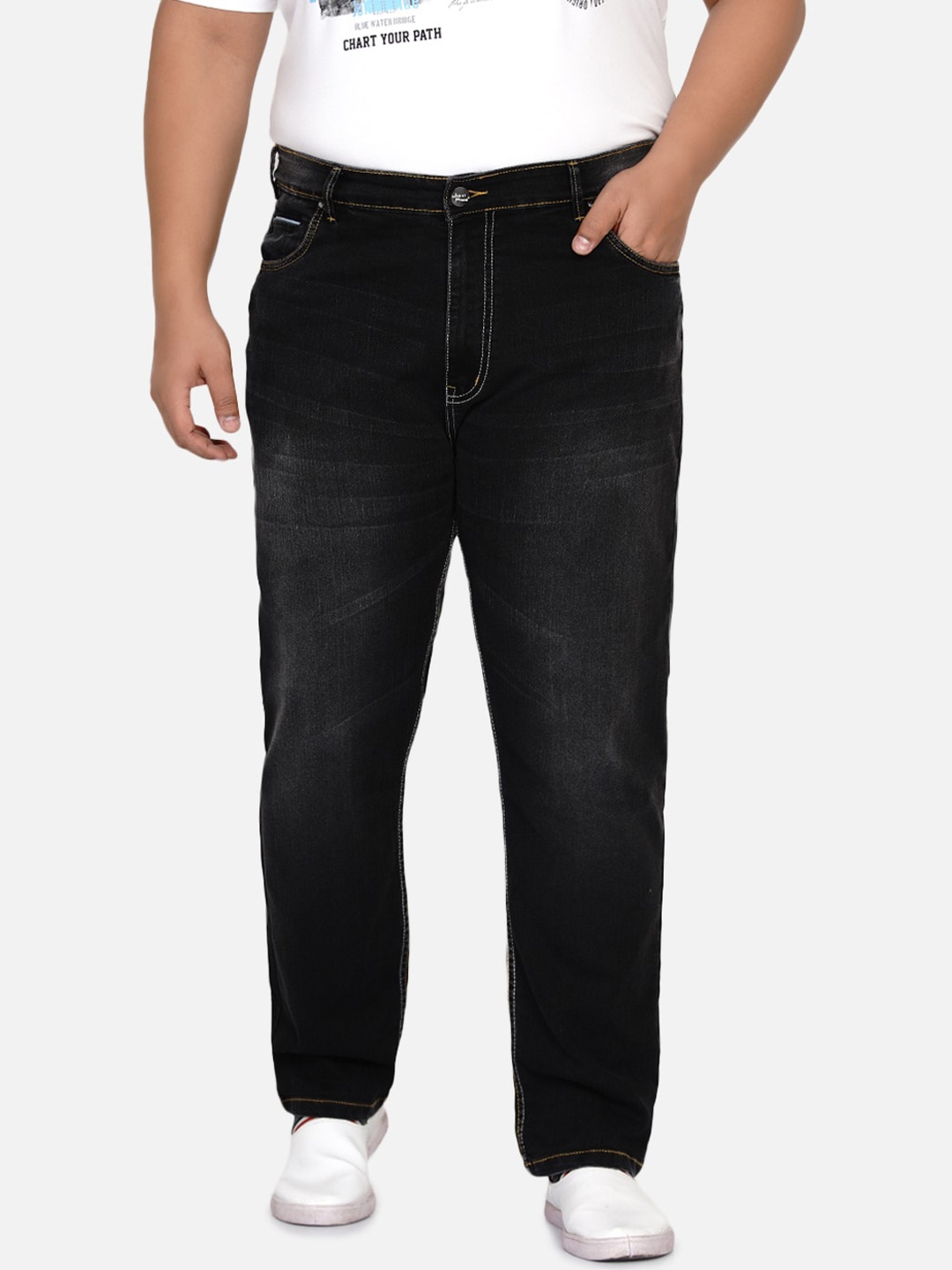 

John Pride Men Black Regular Fit Mid Rise Low Distress Light Fade Jeans