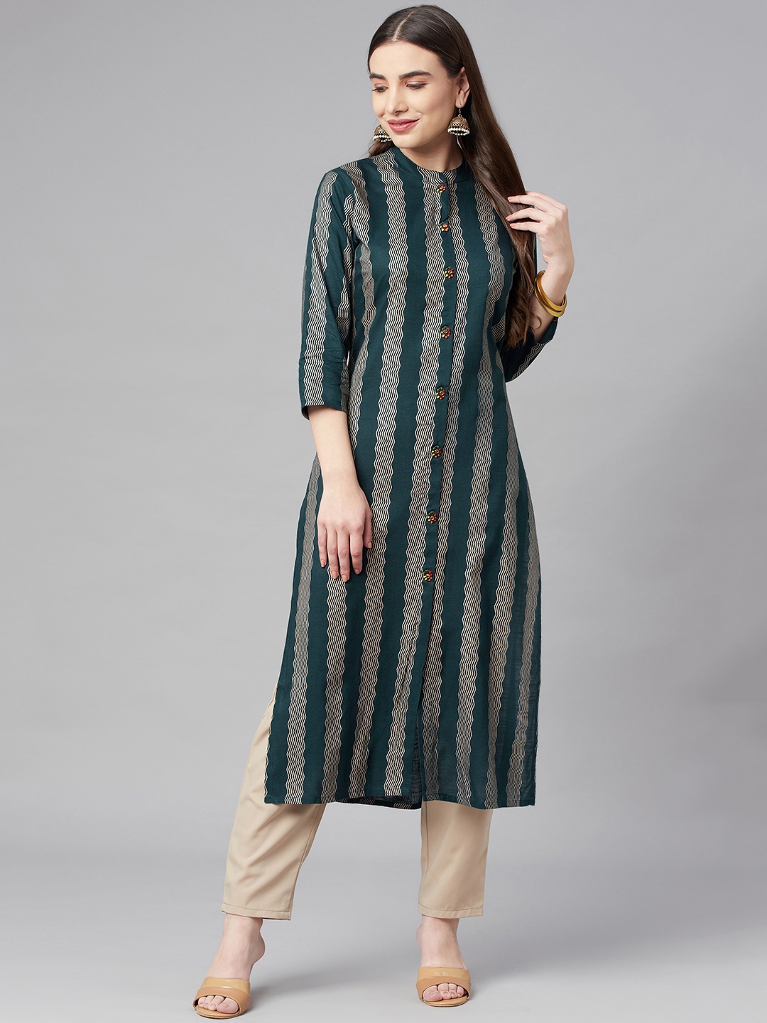

Nehamta Women Teal Blue & Gold-Toned Foil Printed Kurta