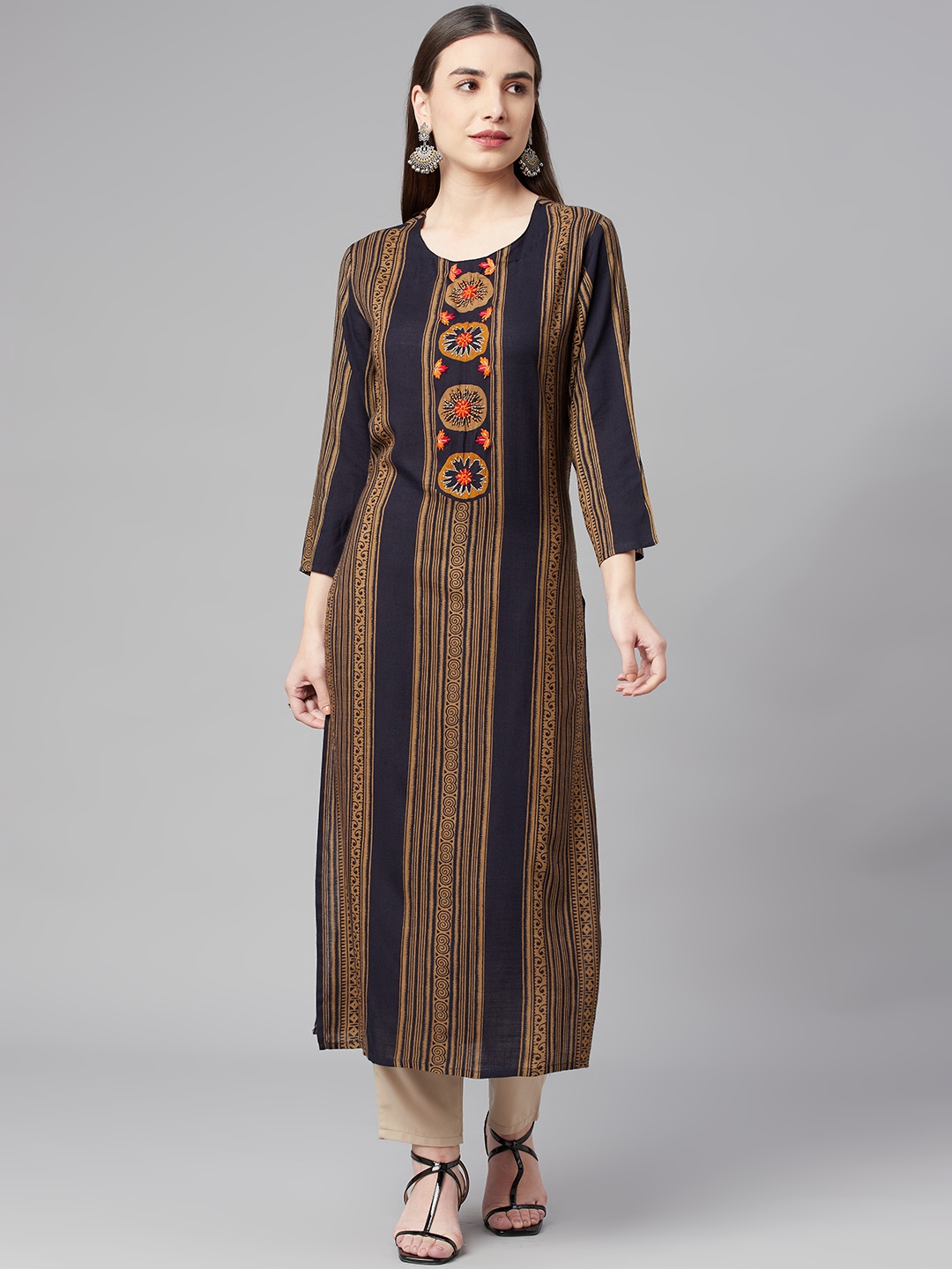 

Nehamta Women Navy Blue & Brown Striped Zardozi Kurta