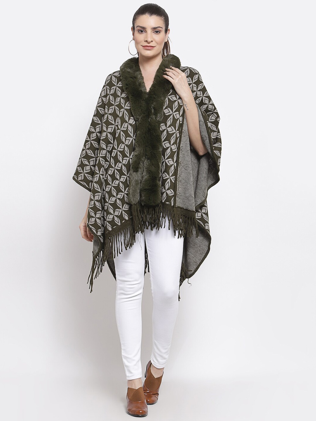 

Mafadeny Women Green & Grey Printed Poncho with Fringed Detail