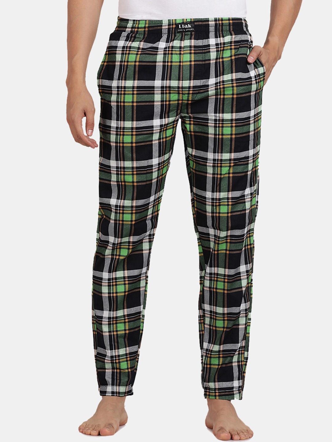 

Llak Jeans Men Green & Multicoloured Cotton Checked Lounge Pants