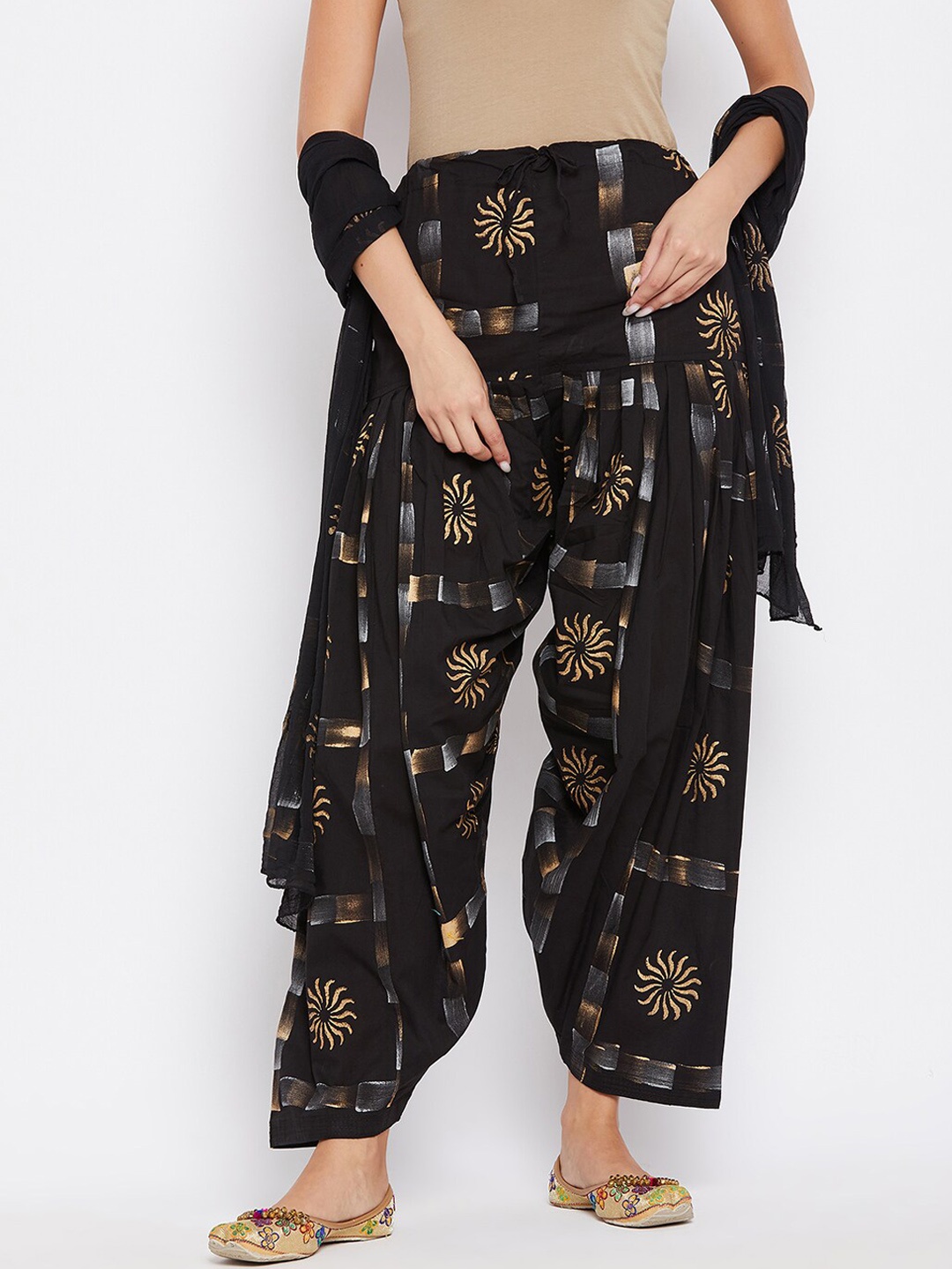 

Clora Creation Women Black & Gold-Coloured Printed Cotton Loose-Fit Salwar With Dupatta