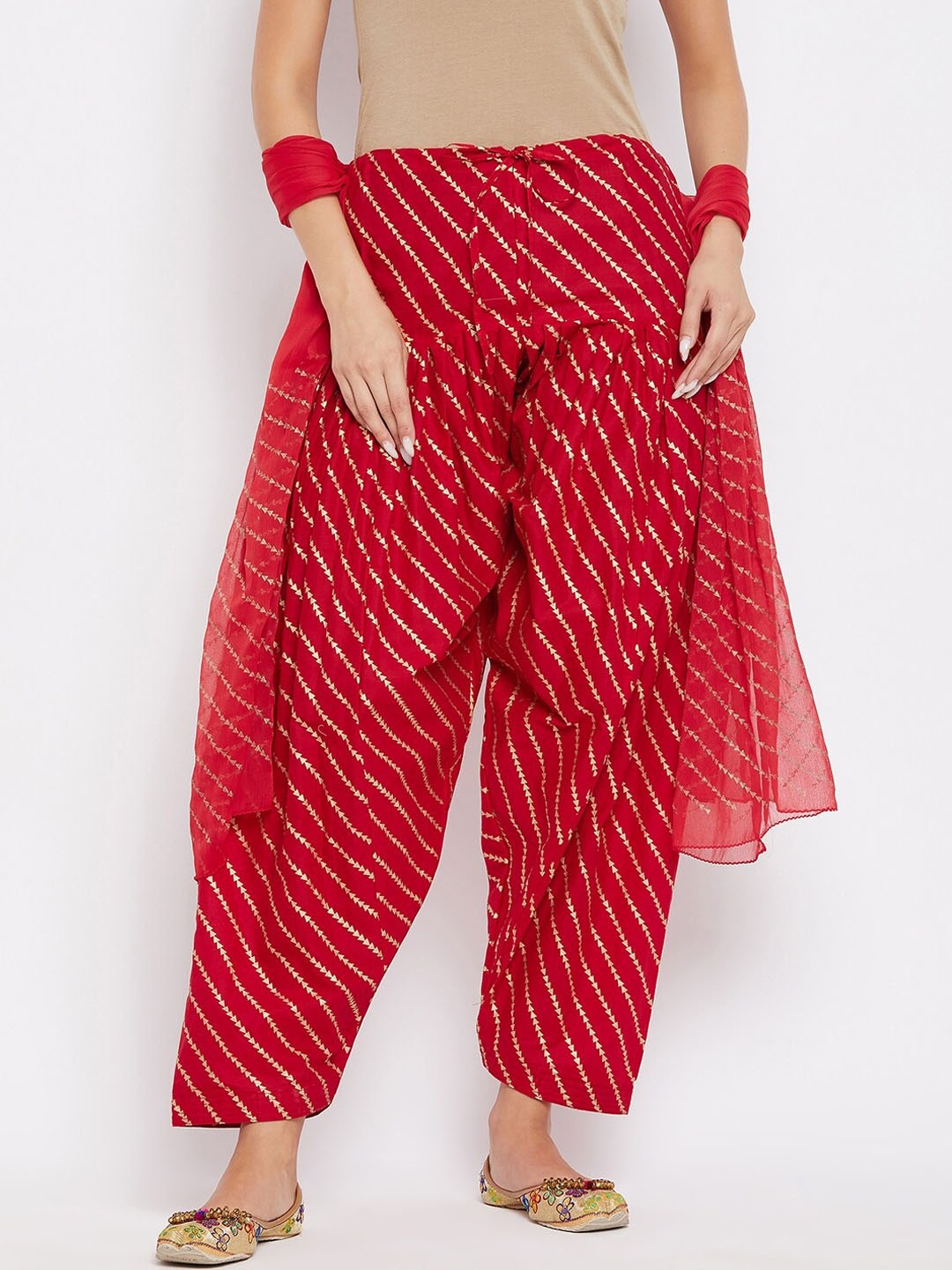 

Clora Creation Women Red & Gold-Coloured Leheriya Printed Loose-Fit Cotton Salwar With Dupatta