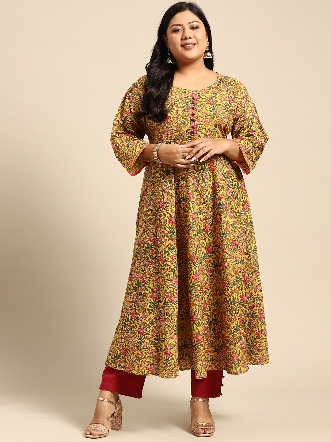 

RANGMAYEE Women Yellow & Pink Floral Printed Floral Anarkali Kurta