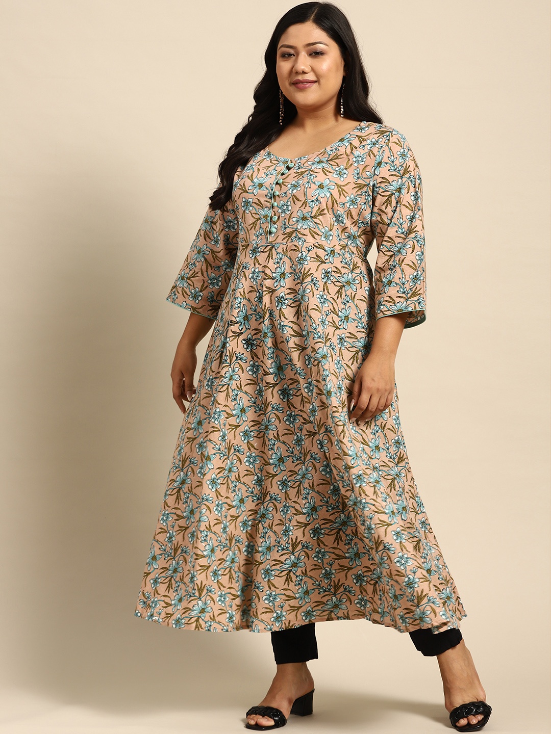

RANGMAYEE Women Beige & Green Floral Printed Floral Anarkali Kurta