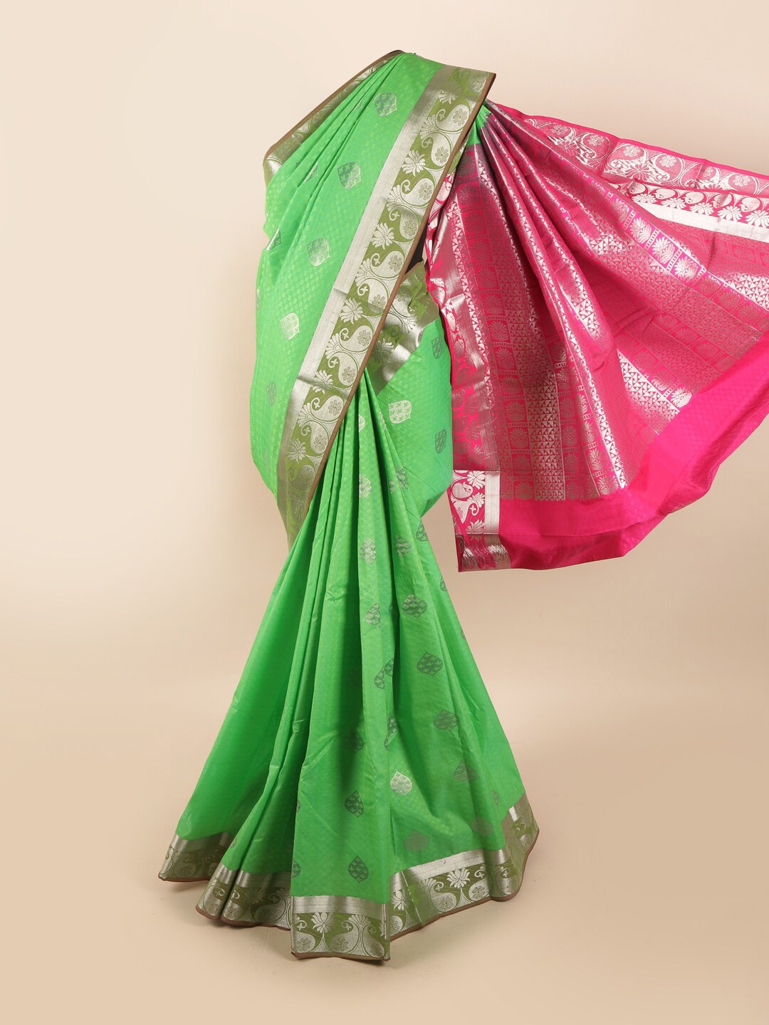 

Pothys Women Green & Pink Ethnic Motifs Woven Designed Saree