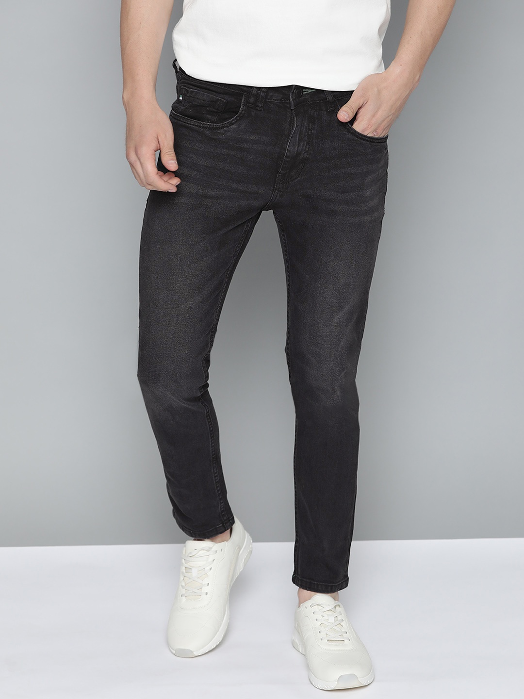 

M&H Our Water Men Black Skinny Fit Light Fade Stretchable Cropped Jeans