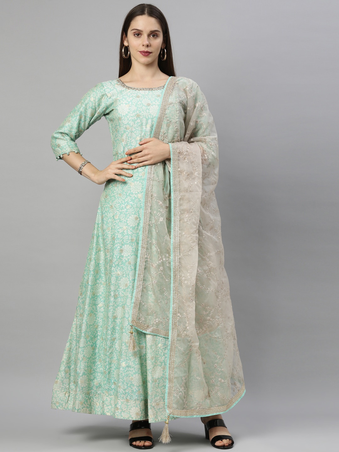 

Neerus Women Sea Green Embroidered Panelled Chanderi Silk Kurti with Skirt & With Dupatta