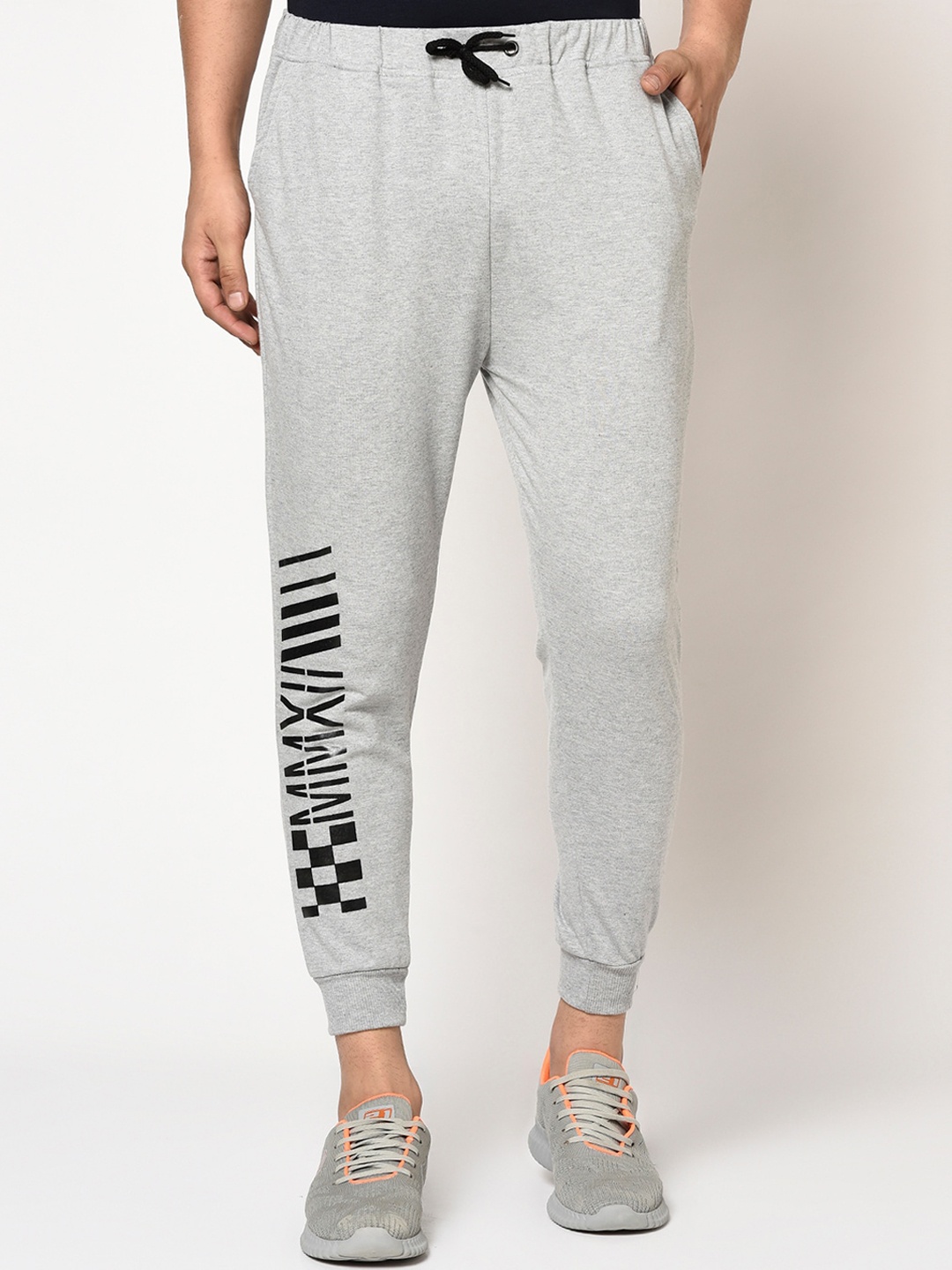 

Rigo Men Grey & Black Printed Regular-Fit Joggers