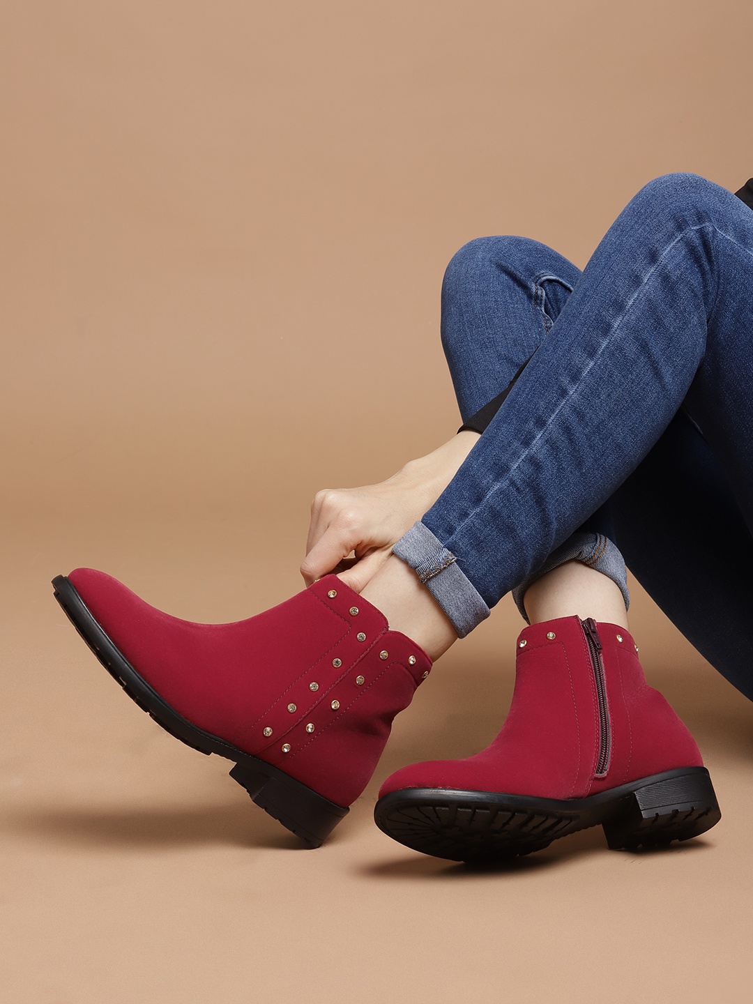 

DressBerry Women Maroon Solid Mid-Top Flat Boots with Embellished Detail