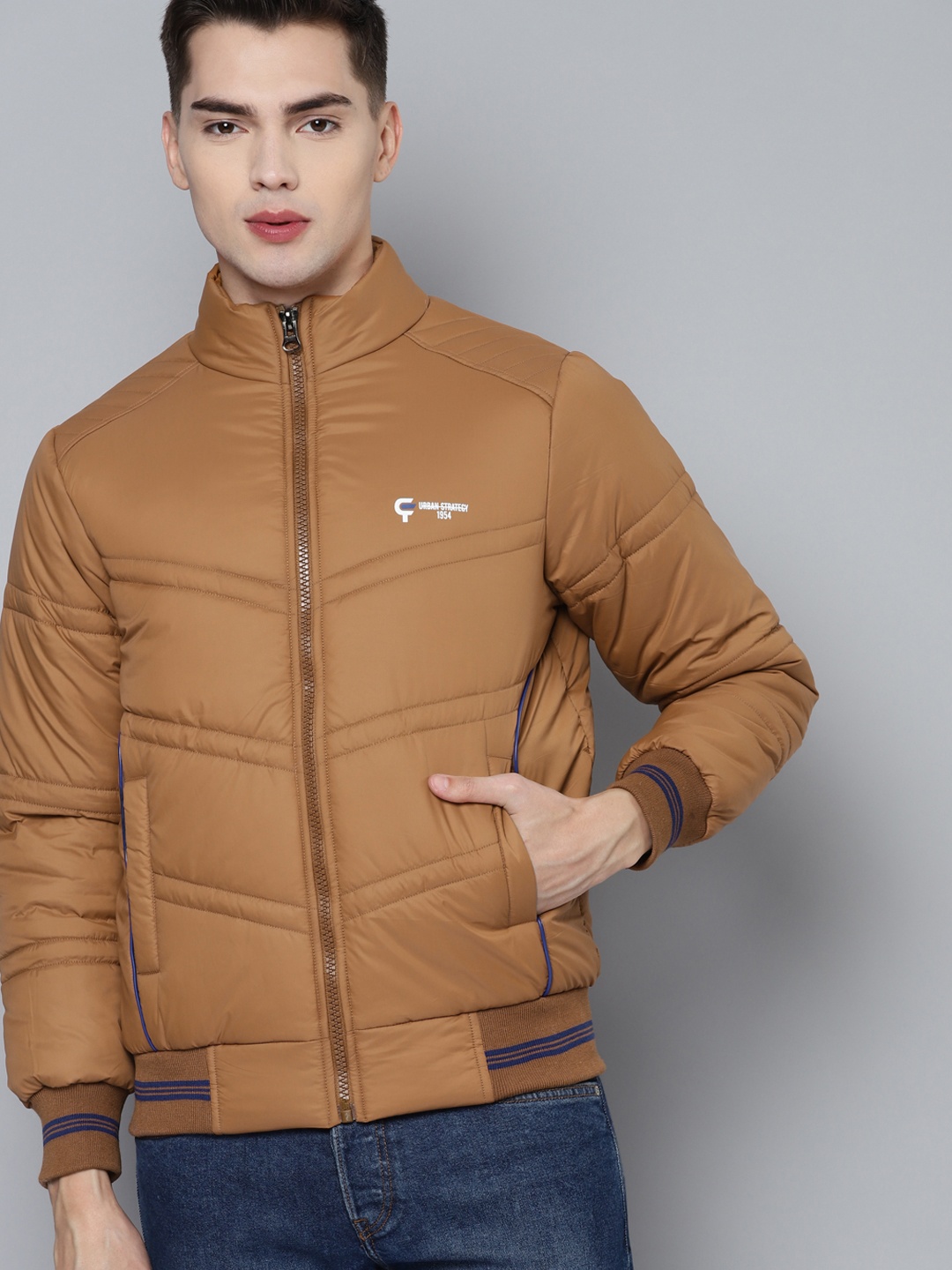 

Fort Collins Men Khaki Padded Jacket