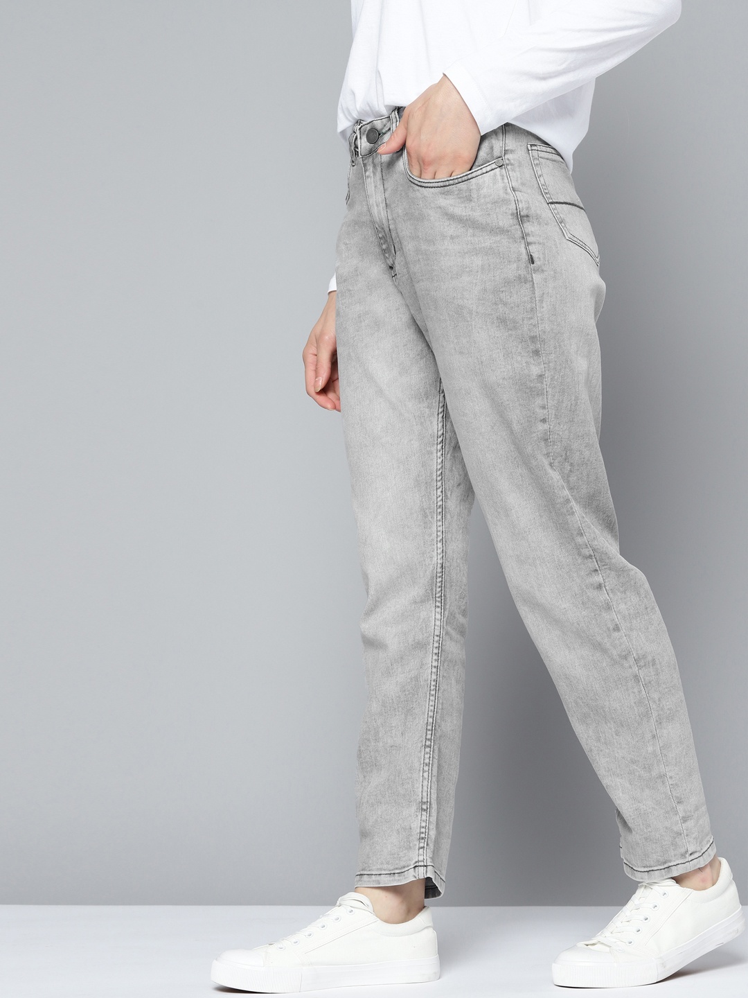 

M&H Our Water Women Grey Boyfriend Fit Light Fade Stretchable Jeans