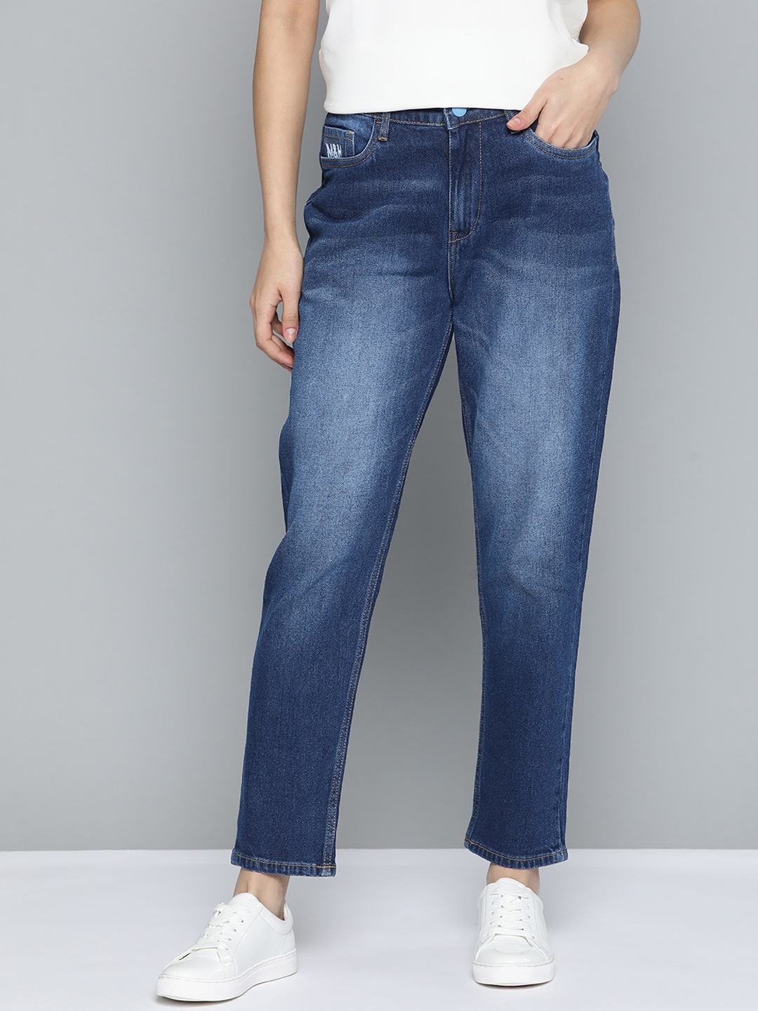 

Mast & Harbour Women Navy Blue Light Fade Stretchable Boyfriend Fit Jeans