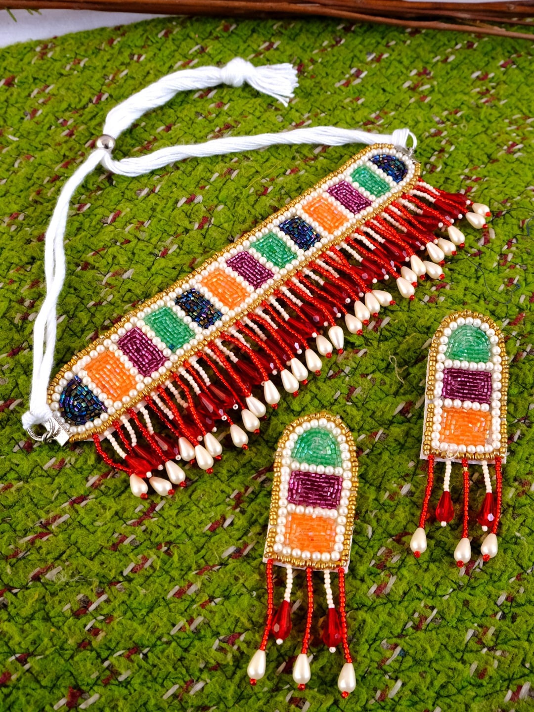 

Crunchy Fashion Gold-Plated White & Red Beaded Boho Handmade Jewellery Set