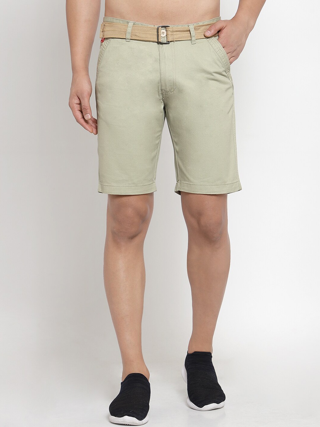 

Xee Men Green Solid Regular Shorts