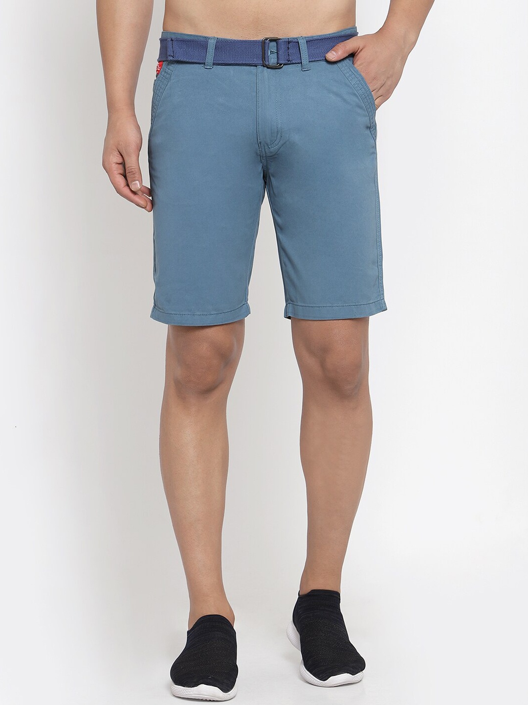 

Xee Men Blue Solid Regular Fit Shorts